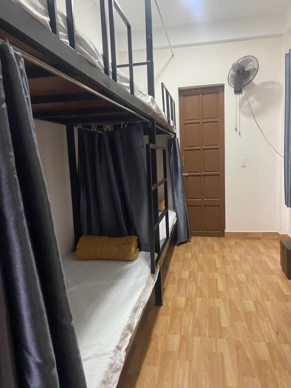Aumori Hostel ドンホイ エクステリア 写真